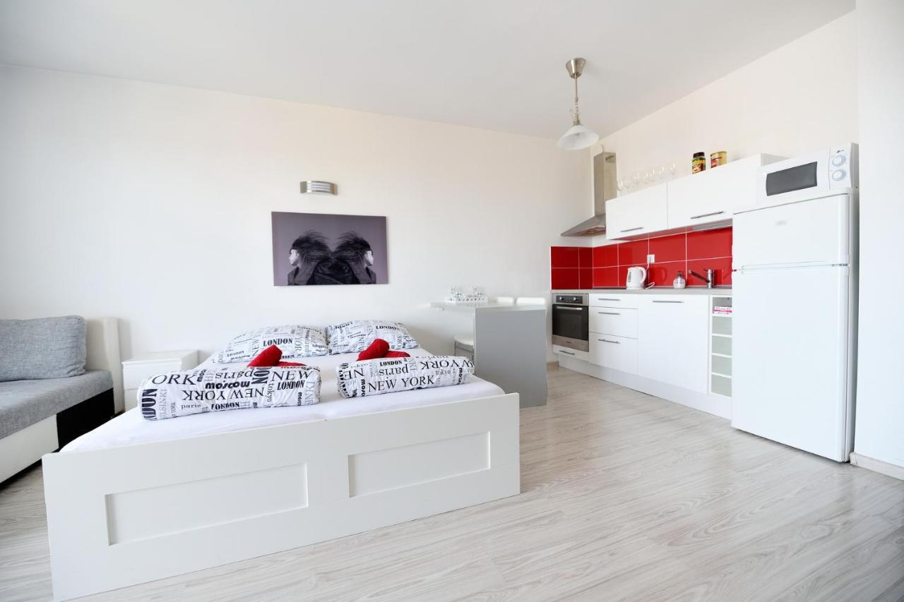 Apartmán Centroom Piest'any Esterno foto