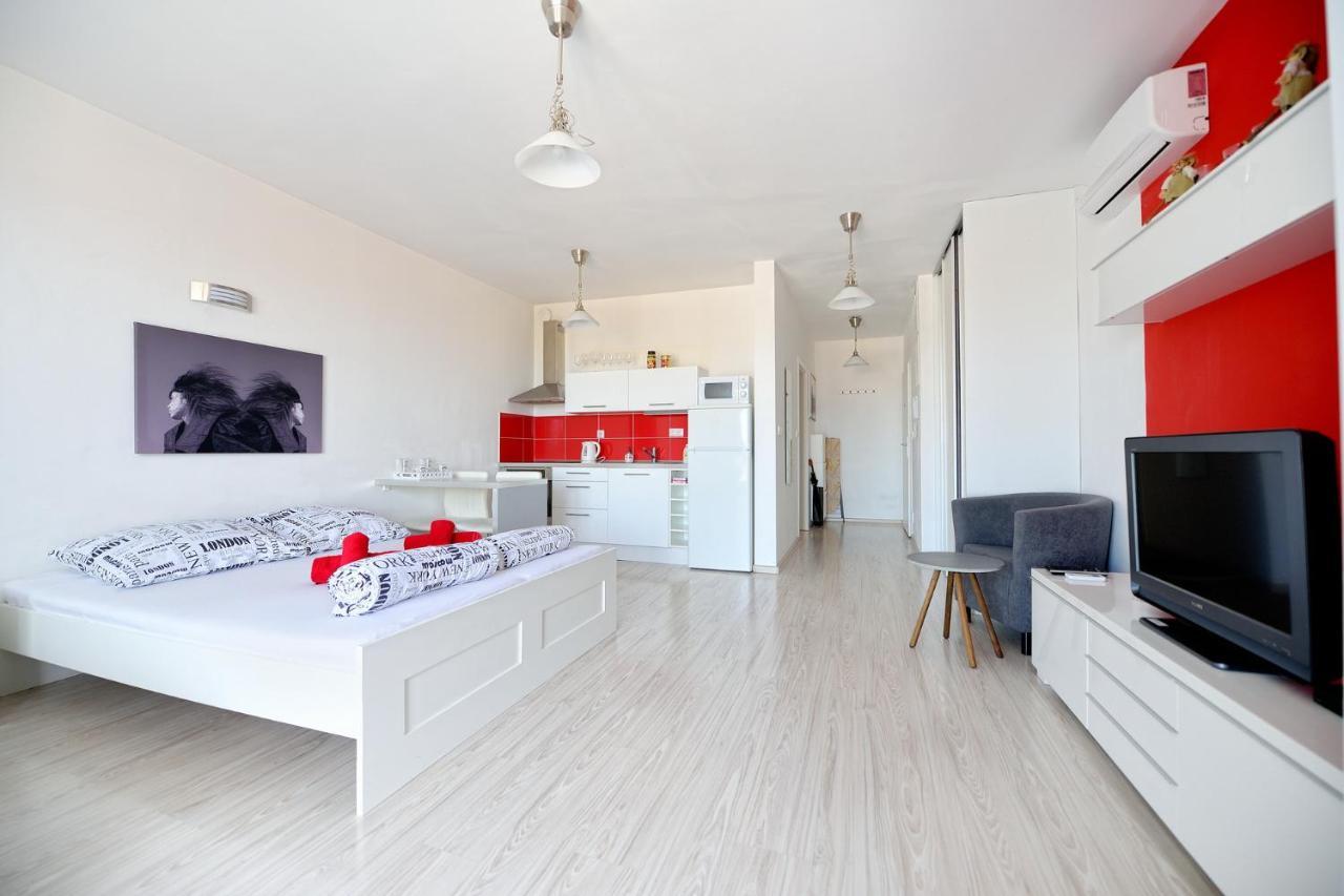 Apartmán Centroom Piest'any Esterno foto